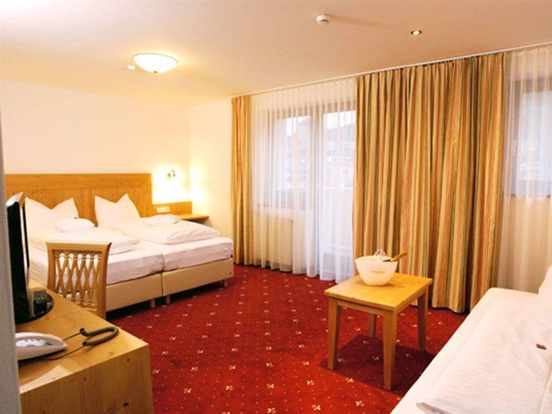 Hotel Vier Jahreszeiten By Vaya Inkl Zell Am See-Kaprun Sommerkarte Extérieur photo