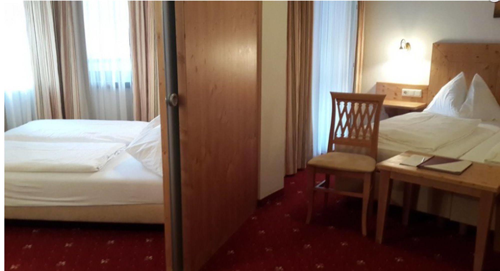 Hotel Vier Jahreszeiten By Vaya Inkl Zell Am See-Kaprun Sommerkarte Extérieur photo