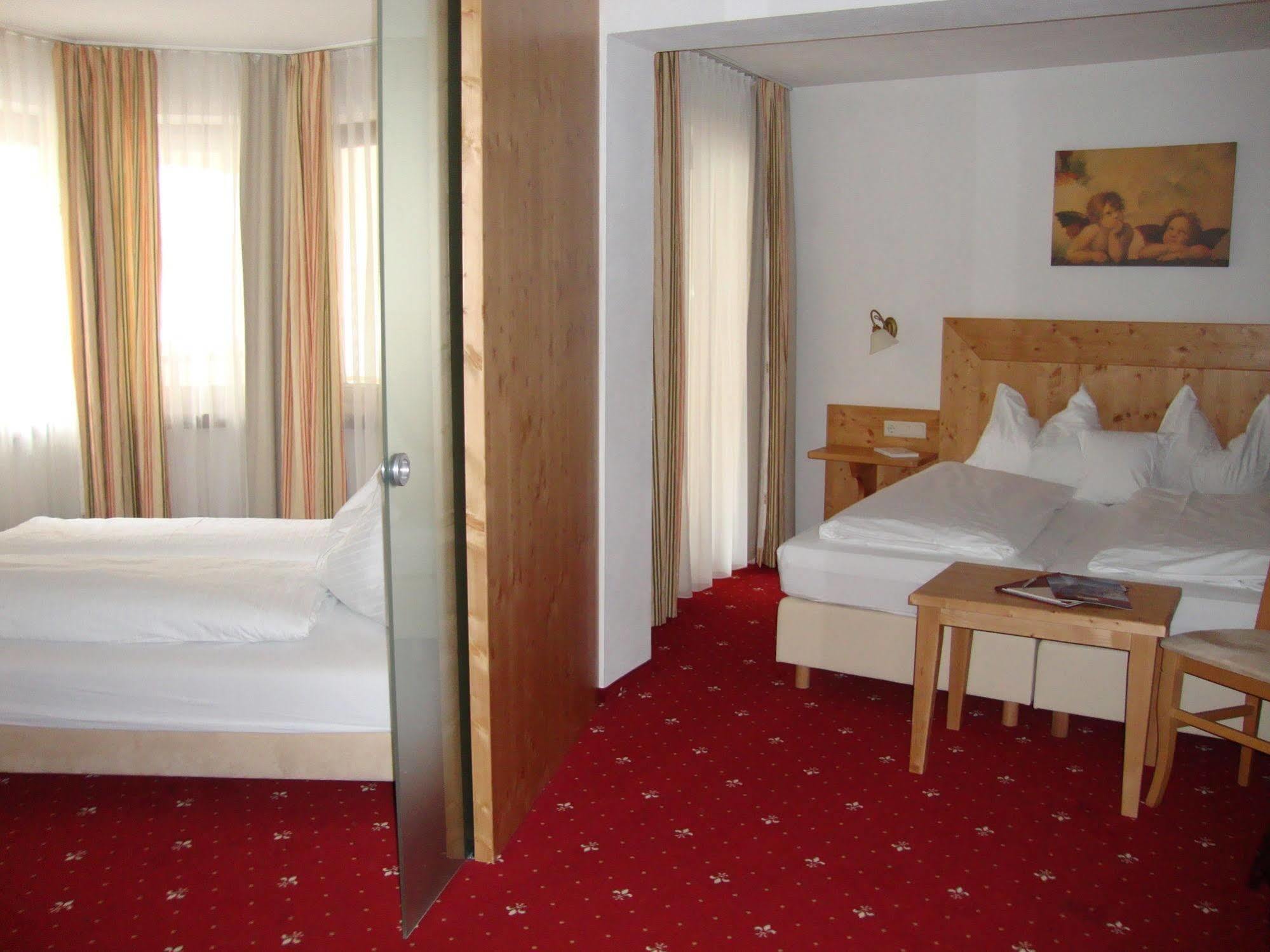 Hotel Vier Jahreszeiten By Vaya Inkl Zell Am See-Kaprun Sommerkarte Extérieur photo